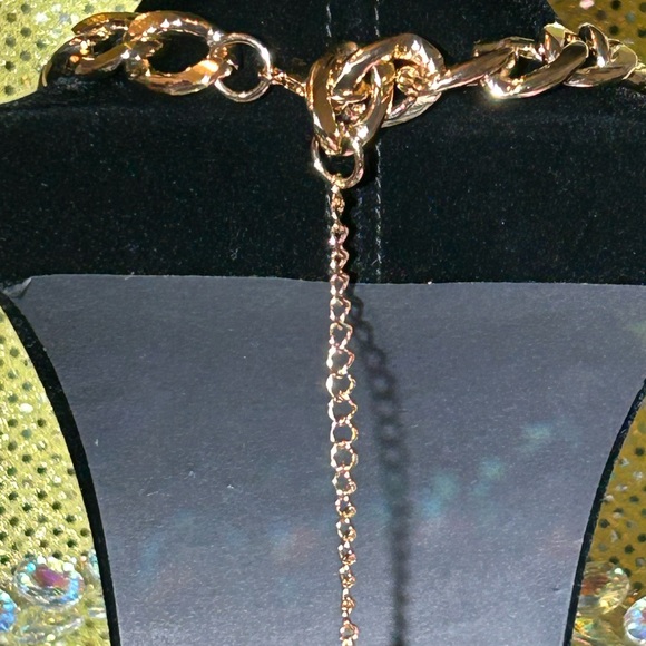 Elegant Gold Link Chain Necklace 30” NWOT - Picture 3 of 4